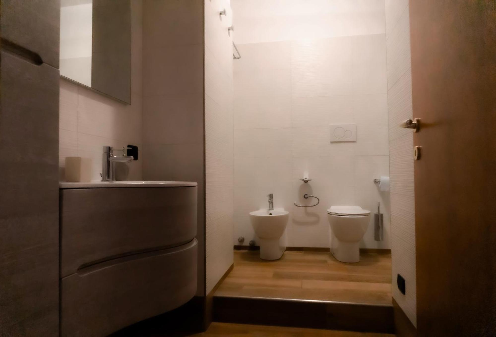 Prestigioso Appartamento In Zona Tortona - Solari Milan Extérieur photo
